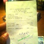 Red Lobster Server Who Posted Racist Receipt Gets 10 000 Tip